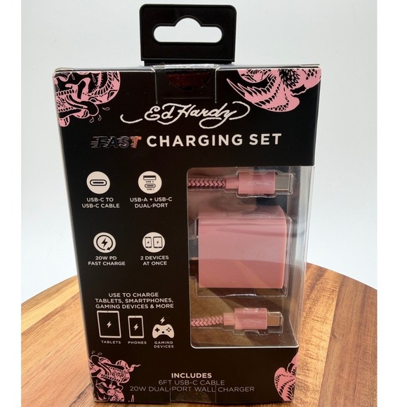 Ed Hardy Pink Headphones & 20W Fast Charging Bundle 0194 - Picture 5 of 5